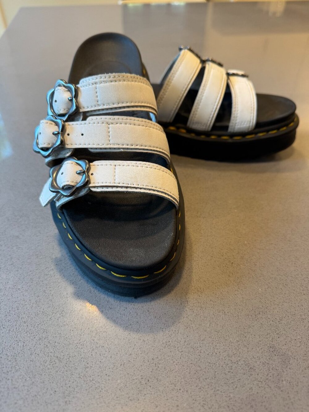 Dr. Martens Blair Slide Sandals Women’s Size 8 White Leather